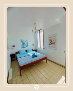 Appartements AGDE : Vue exceptionnelle sur le Fleuve et grand appartement de 2 chambres au coeur du centre historique d-Agde. : photos des chambres