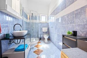 Apartments Vito near Pula - Balcony, Sea View