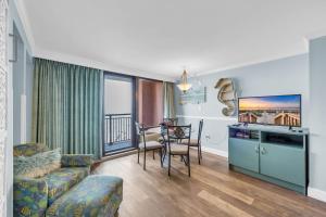 Direct Oceanfront Lazy River Top Resort