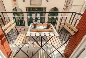 "Le Transversal 1" -Balcon-Garage privé optionnel -Centre historique-Plages à 21km !