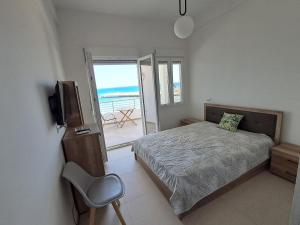 Central apartment by the sea