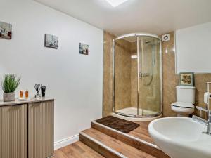 2 Bed in Holmfirth 95230