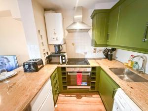 Lovely 1 Bedroom flat in West Kensington Central London, Shepherds Bush