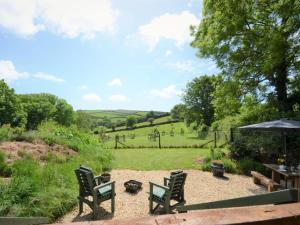 1 bed property in Beesands 86462