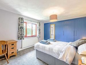 4 Bed in Porthmadog 81060