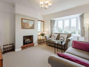 2 Bed in Bexhill-on-Sea 82747