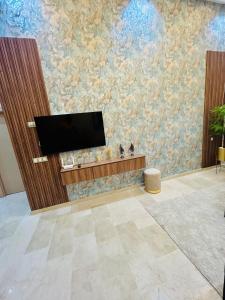 Casablanca Luxury Studio Apartment Steps to the Beach