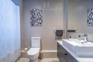 HT Departamento en Vitacura con Estacionamiento