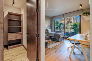 HT Departamento en Vitacura con Estacionamiento