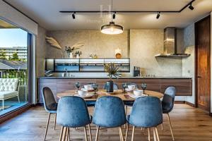 HT Departamento en Vitacura con Estacionamiento