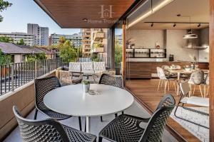 HT Departamento en Vitacura con Estacionamiento