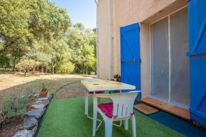 B&B / Chambres d'hotes Bastide Lou Pebre D’ai : photos des chambres