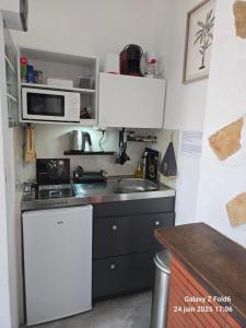 Maisons d'hotes 2 Chambres paisibles a La Trinite proche de Nice 15 mn, Monaco 20 mn et l'Italie 30 mn et aussi 2 Studios dans le meme etablissement : photos des chambres