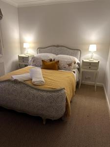 Tranquil home at Westerlands Farm, Sleeps 7, The South Downs