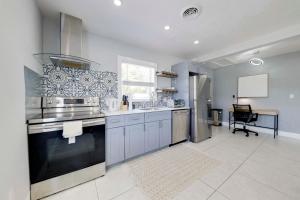 Patio and Heated Swim Spa Access Home in Hollywood