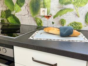 Stilvolles 3 Zimmer Apartment- nahe Spieleland und Friedrichshafen - modern ruhig mit eigenem Außenbereich