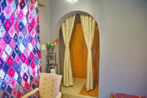 Rustic Retreat Homestay Deluxe Mountain view Room