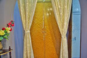 Rustic Retreat Homestay Deluxe Mountain view Room