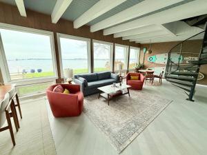 Private Wawasee Lakefront House