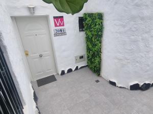 2 Camere Splendida casa vacanze in Tenerife del Sur Casa Trilly - 4hvězdičkové hotely ve městě Arona
