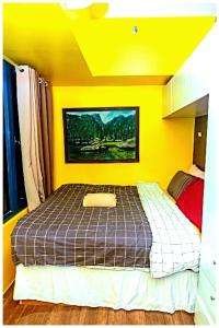 2 Bedroom Green Yellow luxury 5549 Makati 300Mb swim