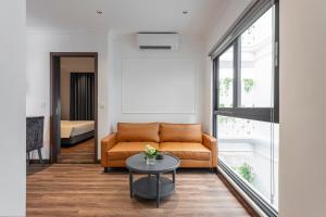 Eli Suites