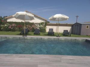 Maison cosy avec piscine 8 pers