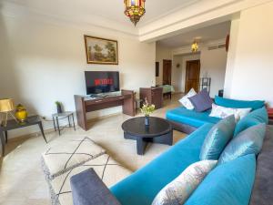 Elegant 2-BR, Pool And Parking Hivernage Centre