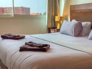 Elegant 2-BR, Pool And Parking Hivernage Centre