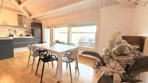 SE189 - Senigallia, elegante attico in centro storico