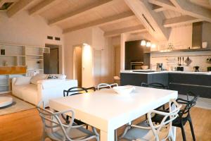 SE189 - Senigallia, elegante attico in centro storico