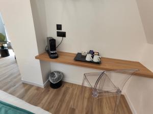 Hotels 55 Hotel Montparnasse : Chambre Double Deluxe avec Balcon