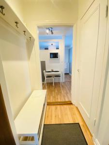 Noah Longstay Köpmangatan 10C