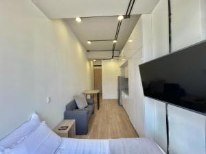 Santa Barbara Heart 116 Street