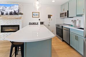 ML322 Best Location On The Mtn WiFi Gated Parking