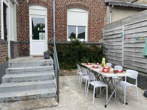 Maisons de vacances La Maison Vintage a Montreuil sur mer 3 Chambres - Jardin - 6 personnes - Wifi : photos des chambres