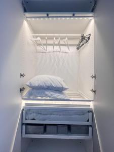 PORT DE HYERES - Appartement 40m2 - 4 personnes - place de PARKING