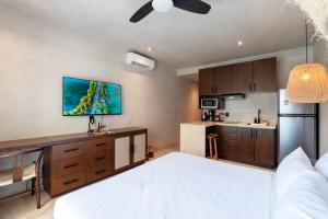 New Bamboo Bakal 2 Pool and Relaxation