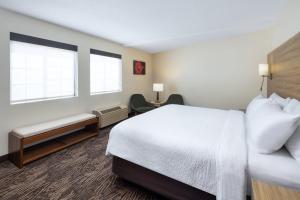 Premium King Room room in Rising Star Sports Ranch Resort