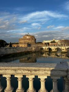 Vatican Luxury 2BR Apartment, Near San Pietro