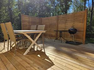Cottage , Private Sauna for 8 people and big garden