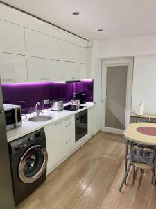 Ultracentral cu terasa Etaj unu