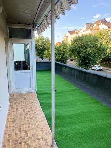 Ultracentral cu terasa Etaj unu