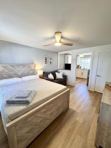 2 Beachfront Condos Sunset Suites 4 and 5