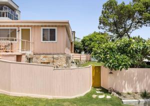 Sundowner Suite No. 3