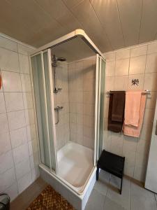 Chambre double avec salle de bain privée