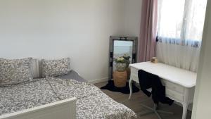 Villas Luxury Villa Pool ,AC ,Tropical Garden ,South of France : photos des chambres