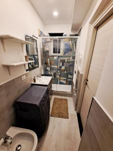 Dolphin & Whale House