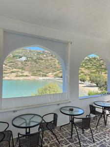 Renas Garden Rooms