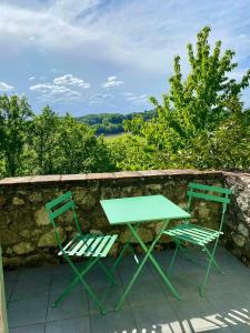 B&B / Chambres d'hotes Le chant des Loriots : photos des chambres